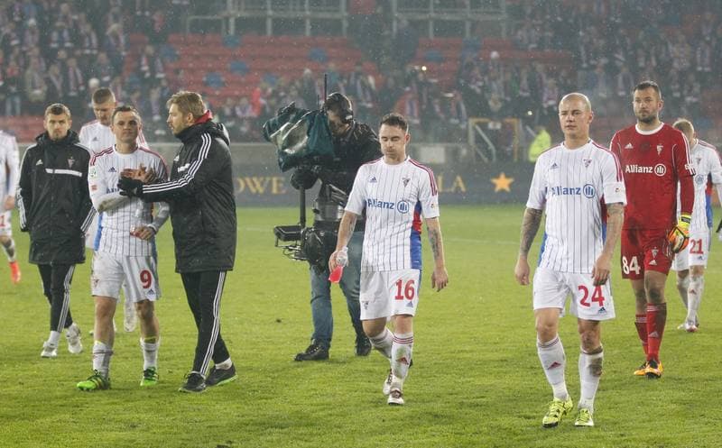 Football. Ekstraklasa. Gornik Zabrze - Ruch Chorzow. 21.02.2016