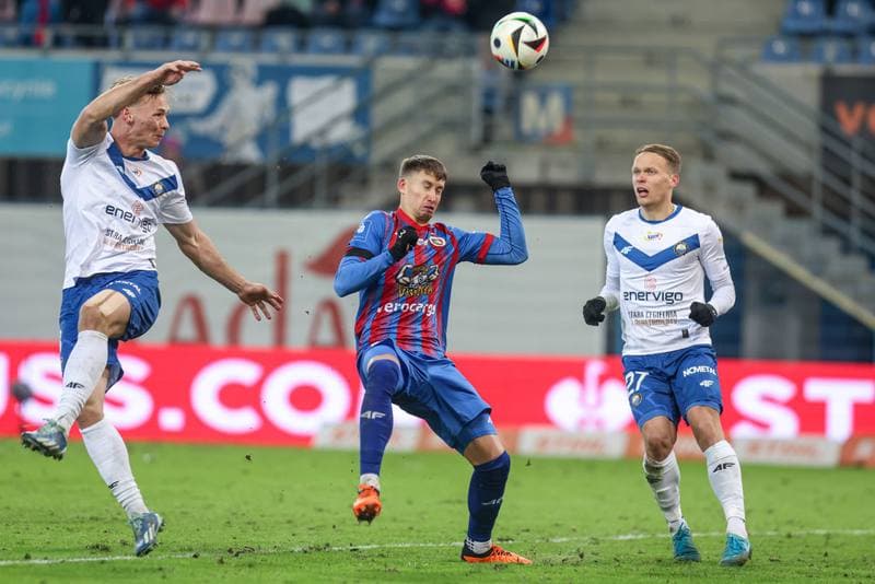 Football. PKO BP Ekstraklasa. Piast Gliwice - Stal Mielec. 21.02.2025