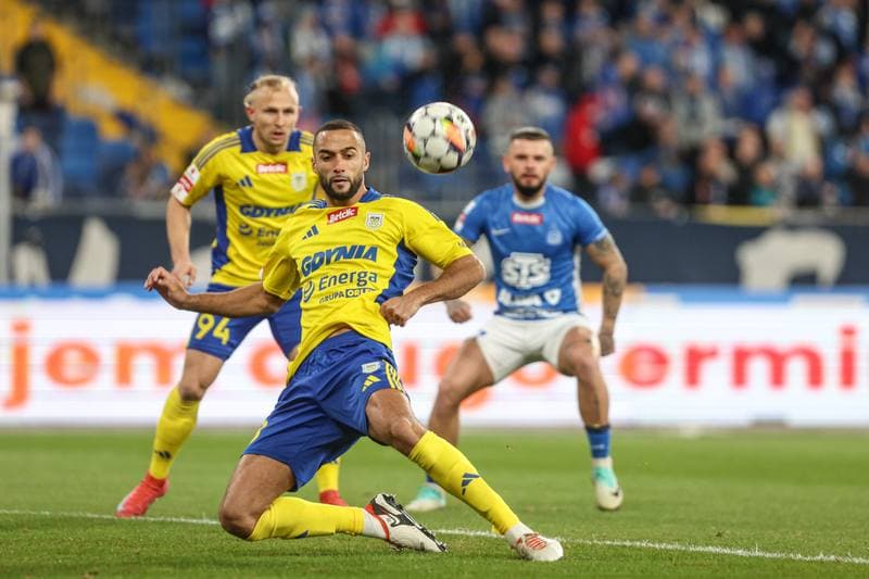 Football. Betclic I Liga. Ruch Chorzow - Arka Gdynia. 08.03.2025