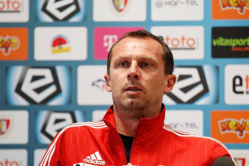 Football. Piast Gliwice. Press Conference. 10.02.2016