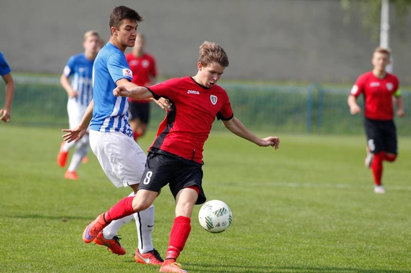 Football. Centralna Liga Juniorow. Piast Gliwice - Lech Poznan. 01.10.2016