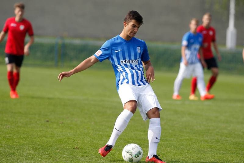 Football. Centralna Liga Juniorow. Piast Gliwice - Lech Poznan. 01.10.2016
