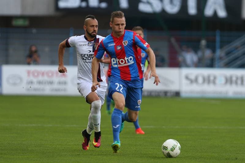 Football. Lotto Ekstraklasa. Piast Gliwice - Pogon Szczecin. 20.08.2016