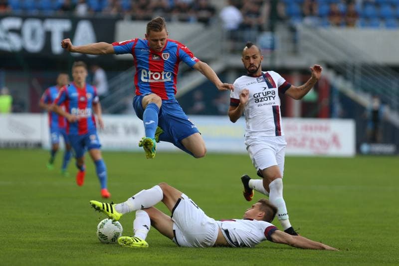 Football. Lotto Ekstraklasa. Piast Gliwice - Pogon Szczecin. 20.08.2016