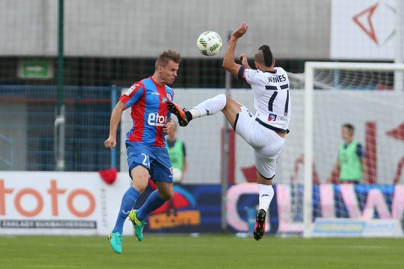 Football. Lotto Ekstraklasa. Piast Gliwice - Pogon Szczecin. 20.08.2016
