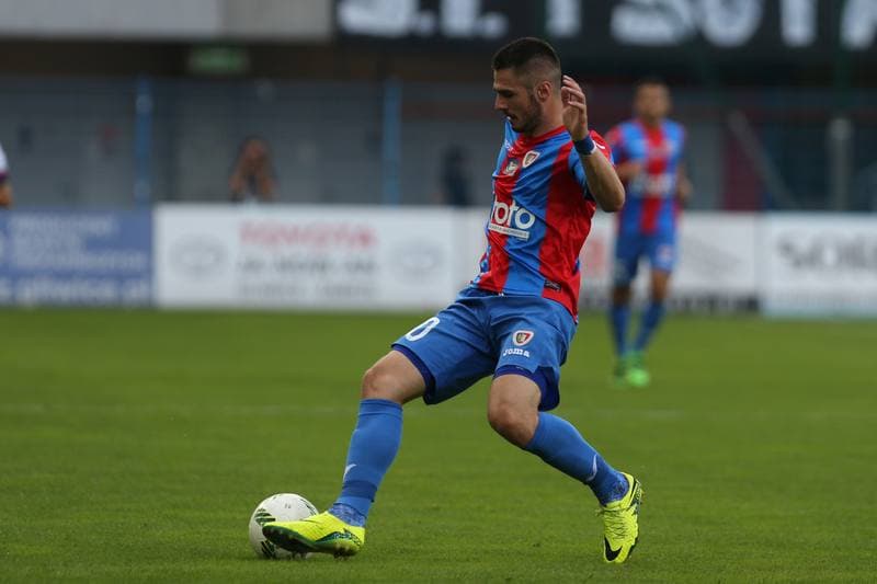 Football. Lotto Ekstraklasa. Piast Gliwice - Pogon Szczecin. 20.08.2016