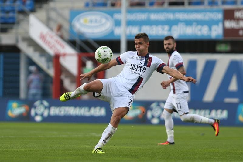 Football. Lotto Ekstraklasa. Piast Gliwice - Pogon Szczecin. 20.08.2016