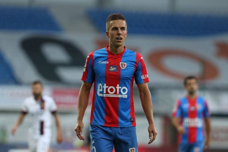 Football. Lotto Ekstraklasa. Piast Gliwice - Pogon Szczecin. 20.08.2016
