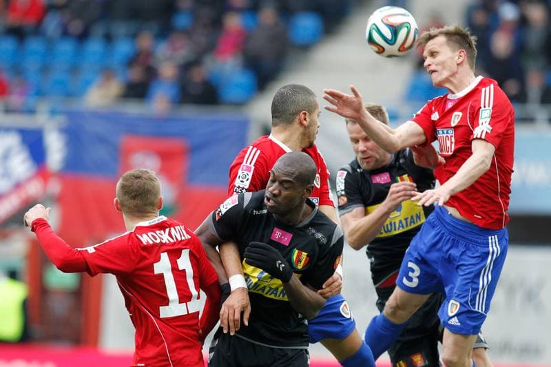 Football. T-Mobile Ekstraklasa. Piast Gliwice - Korona Kielce. 22.03.2015