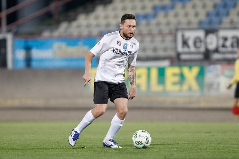 Football. II Liga. ROW Rybnik - Gryf Wejherowo. 14.10.2016