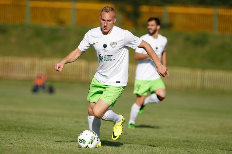 Football. II Liga. Rozwoj Katowice - Polonia Warszawa. 15.10.2016