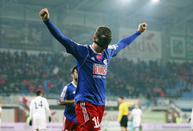 Football. T-Mobile Ekstraklasa. Piast Gliwice - Pogon Szczecin. 15.12.2014