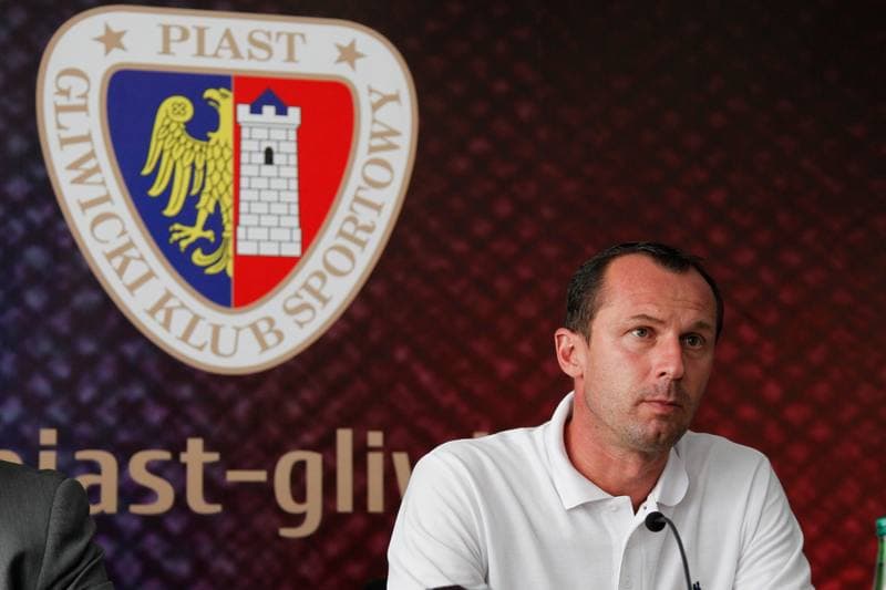 Football. Piast Gliwice. Press Conference. 01.09.2016