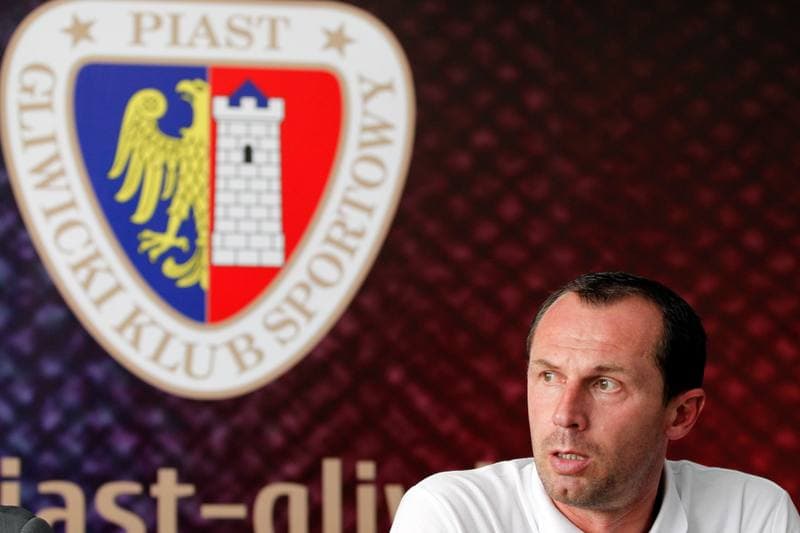 Football. Piast Gliwice. Press Conference. 01.09.2016
