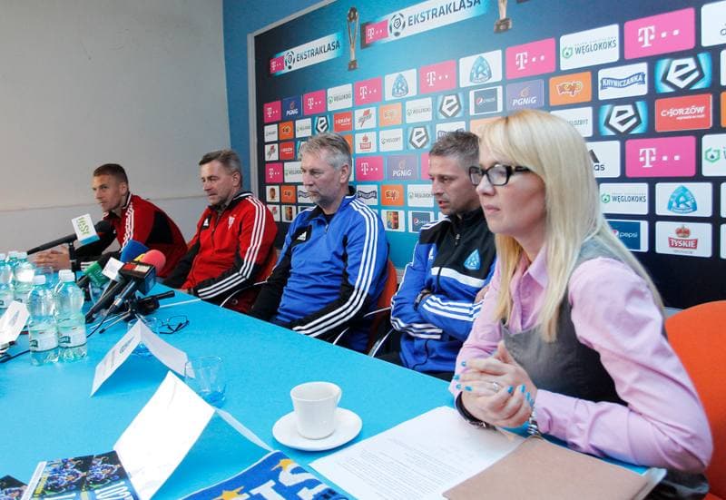 Football. Gornik Zabrze. Press Conference. 02.10.2014