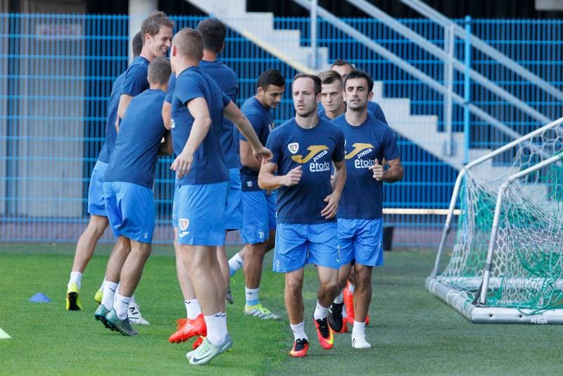Football. Piast Gliwice. Training. 08.09.2016