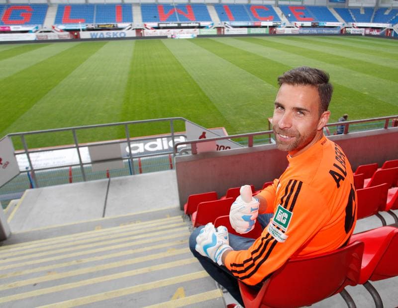 Football. Piast Gliwice. Photoshoot. 25.09.2014