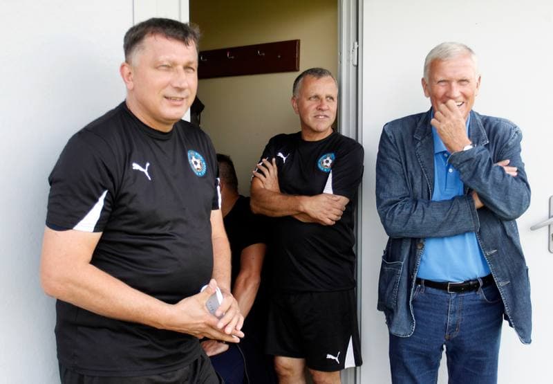 Football. Podokreg Katowice. Strazak Mikolow - Reprezentacja Slaska Oldboyow. 23.09.2014