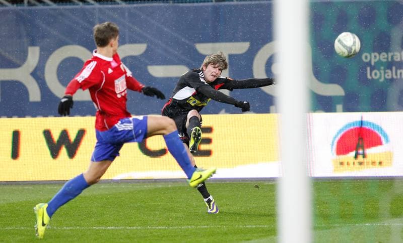 Football. T-Mobile Ekstraklasa. Piast Gliwice - Korona Kielce. 22.03.2015
