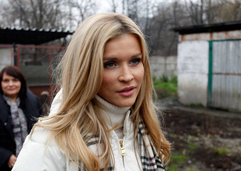 Joanna Krupa. Animal Shelter. Visit. 30.11.2013