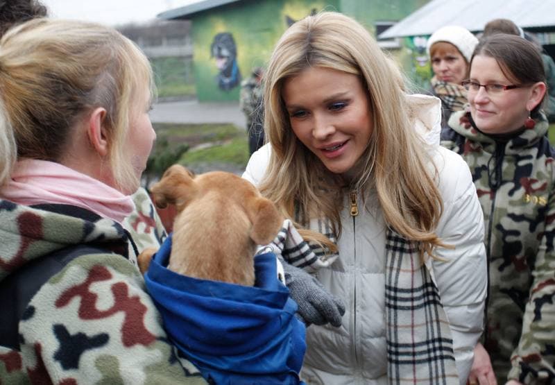 Joanna Krupa. Animal Shelter. Visit. 30.11.2013