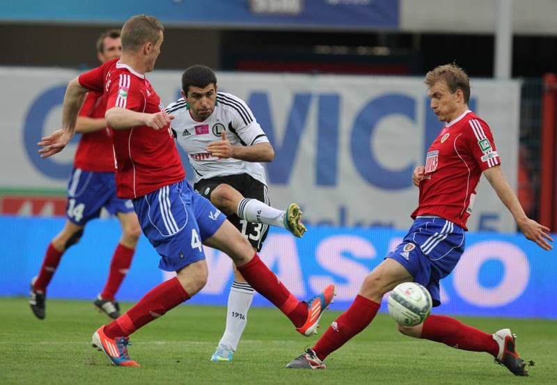 Football. T-Mobile Ekstraklasa. Piast Gliwice - Legia Warsaw. 27.04.2013