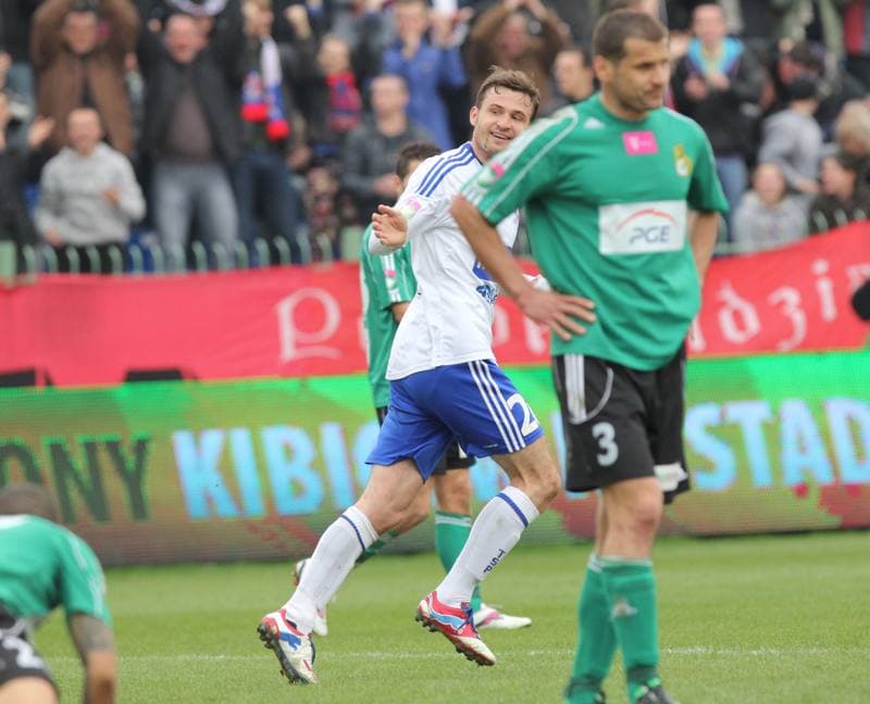 Football. T-Mobile Ekstraklasa. Podbeskidzie Bielsko-Biala - GKS Belchatow. 20.04.2013