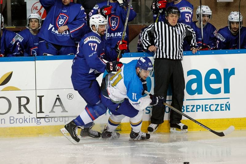 Ice Hockey. EIHC. Kazakhstan - France. 17.12.2015