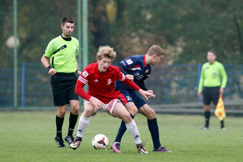 Football. Centralna Liga Juniorow. Gwarek Zabrze - FC Academy Wroclaw. 22.10.2016