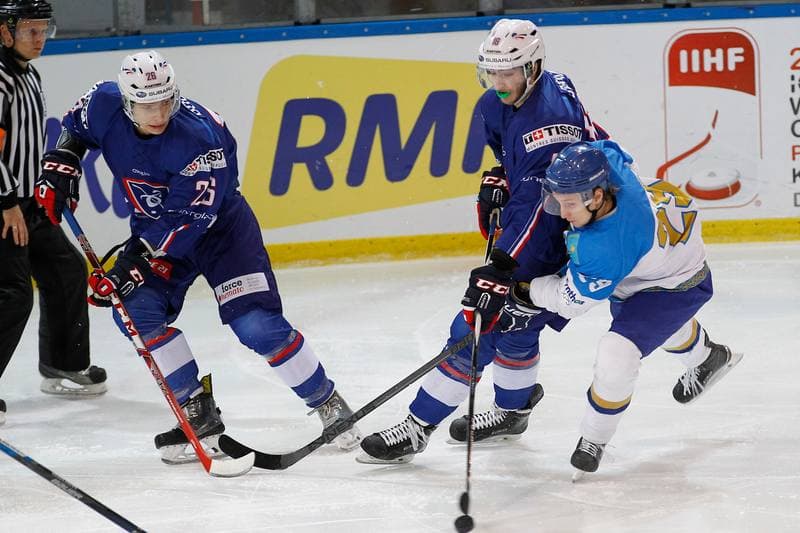 Ice Hockey. EIHC. Kazakhstan - France. 17.12.2015