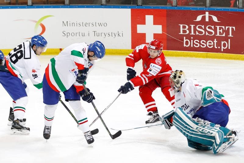 Ice Hockey. EIHC. Poland - Italy. 17.12.2015