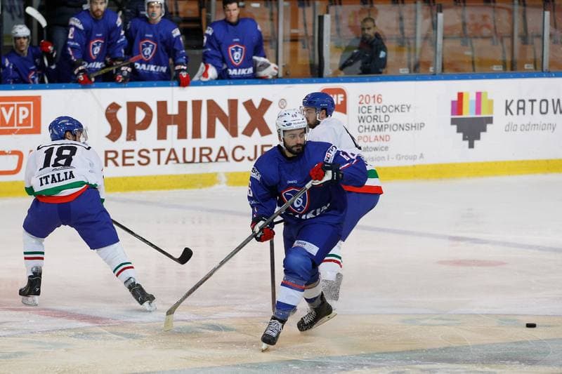 Ice Hockey. EIHC. France - Italy. 18.12.2015