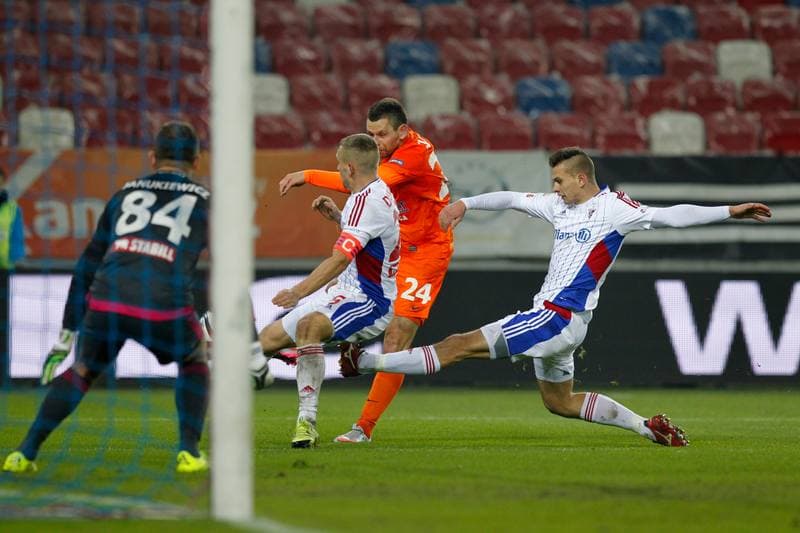 Football. PKO BP Ekstraklasa. Gornik Zabrze - Termalica Bruk-Bet Nieciecza. 12.12.2015
