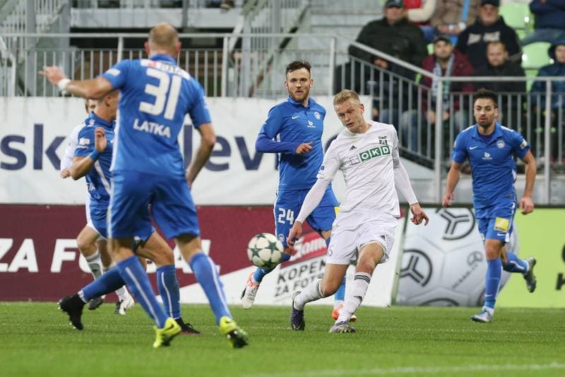 Football. ePojsteni.cz 1 liga. MFK Karvina - Slovan Liberec. 26.10.2016