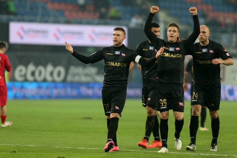 Football. Lotto Ekstraklasa. Piast Gliwice - Cracovia Krakow. 18.11.2016