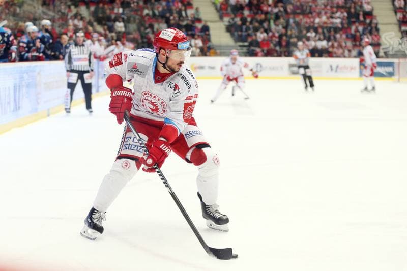 Ice Hockey. Tipsport Extraliga. Ocelari Trinec - Pirati Chomutov. 16.03.2017