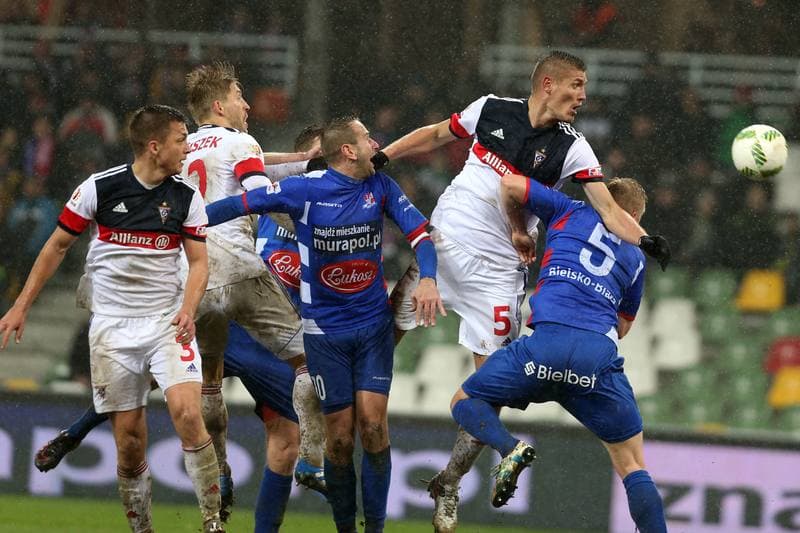 Football. I Liga. Podbeskidzie Bielsko-Biala - Gornik Zabrze. 06.11.2016