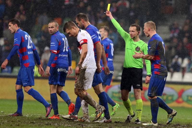 Football. I Liga. Podbeskidzie Bielsko-Biala - Gornik Zabrze. 06.11.2016