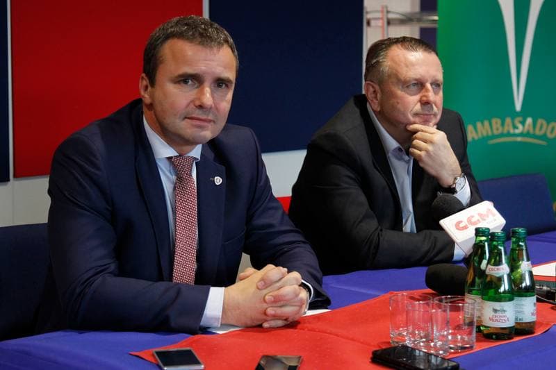 Football. Piast Gliwice. Press Conference. 10.11.2016