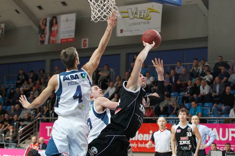 Basketball. Tauron Basket Liga. MKS Dabrowa Gornicza - Start Lublin. 31.01.2016