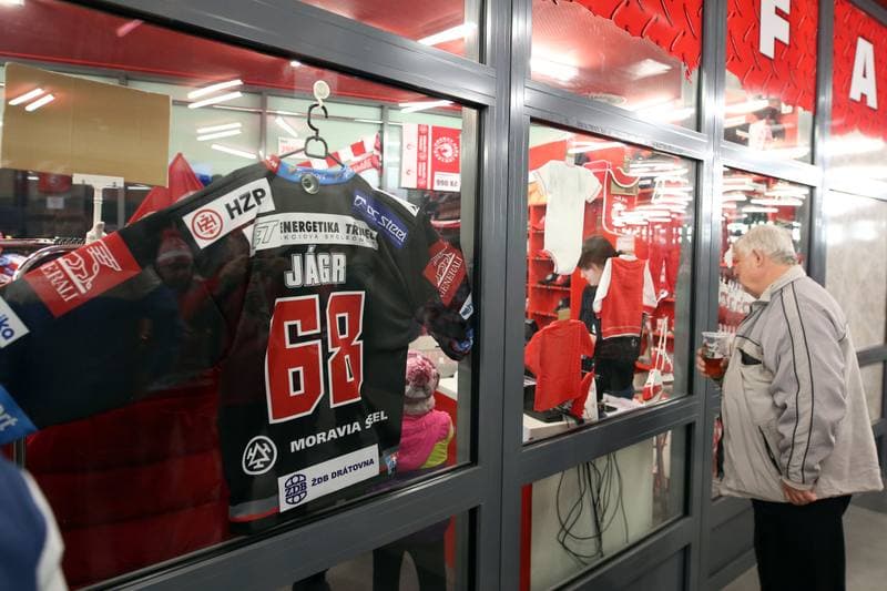 Ice Hockey. Tipsport Extraliga. Ocelari Trinec - Aukro Berani Zlin. 06.02.2018