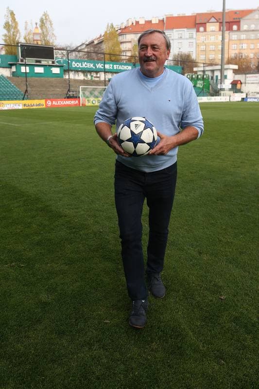 Football. Antonin Panenka. Photocall. 08.11.2018