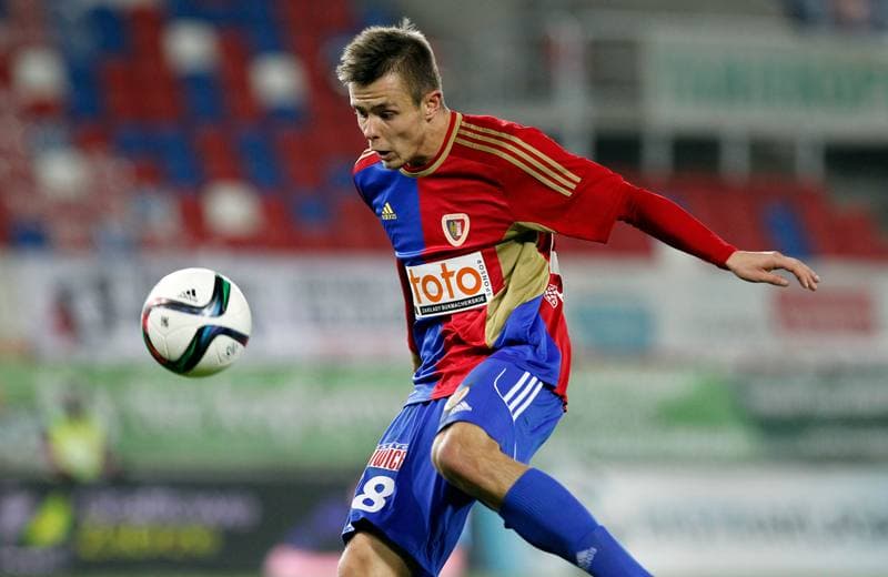 Football. PKO BP Ekstraklasa. Gornik Zabrze - Piast Gliwice. 01.12.2015
