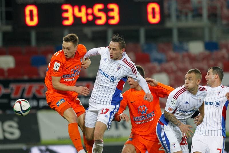 Football. PKO BP Ekstraklasa. Gornik Zabrze - Termalica Bruk-Bet Nieciecza. 12.12.2015