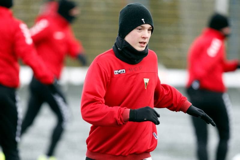Football. GKS Tychy. Training. 06.01.2017
