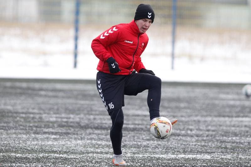 Football. GKS Tychy. Training. 06.01.2017