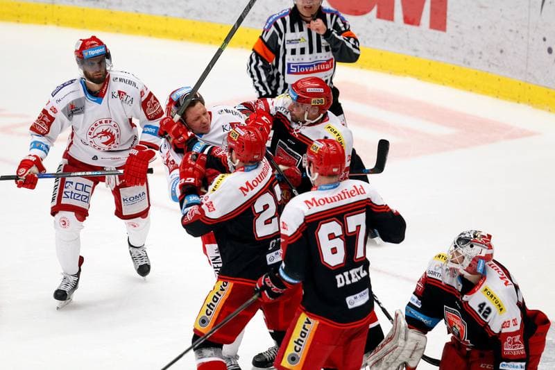 Ice Hockey. Tipsport Extraliga. Ocelari Trinec - Mounfield Hradec Kralove. 26.02.2017