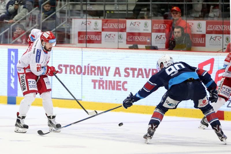 Ice Hockey. Tipsport Extraliga. Ocelari Trinec - Pirati Chomutov. 16.03.2017
