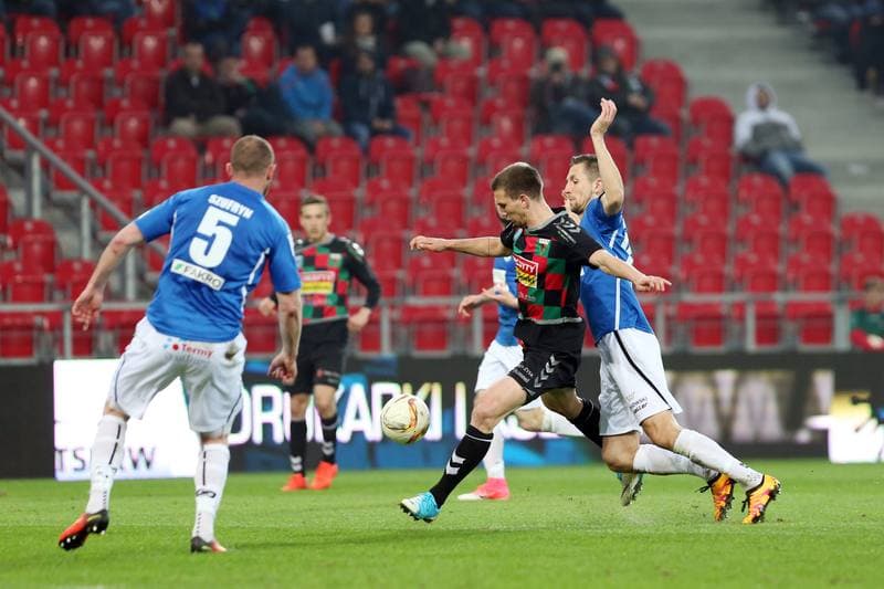 Football. Nice I Liga. GKS Tychy - Sandecja Nowy Sacz. 05.04.2017