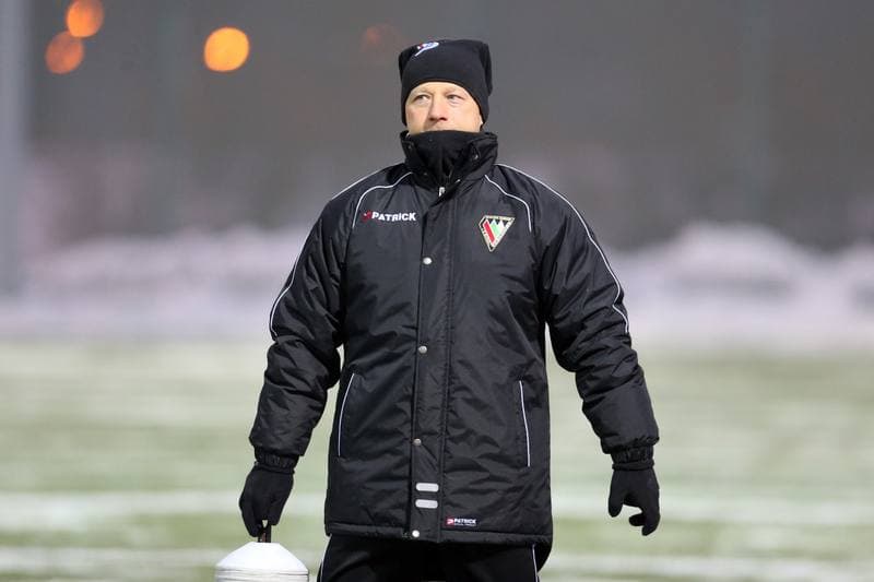 Football. Zaglebie Sosnowiec. Training. 09.01.2017